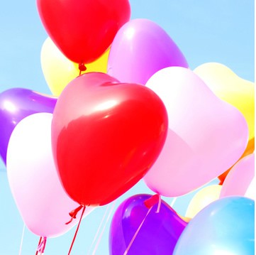 50 bunte Luftballons in Herzform für nur 2,62 Euro inkl. Versand!