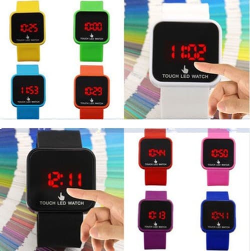 Touchscreen LED Uhr mit Silikonarmband in 8 Farben nur 2,47 € …