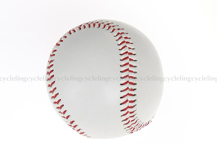 Original Baseball (Kern aus Kork, 9″, 5 oz.) für nur 3,25 Euro (kostenloser Versand)!