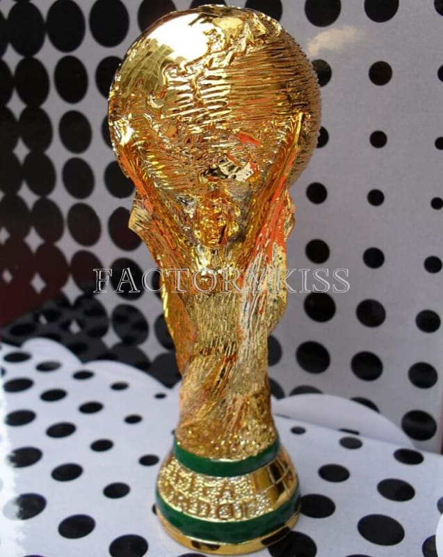 Aus Deutschland!! Der Weltmeister-Pokal als Replica in original Größe (37 cm, ca. 2 kg) ab 31,95 Euro (gratis Versand)!