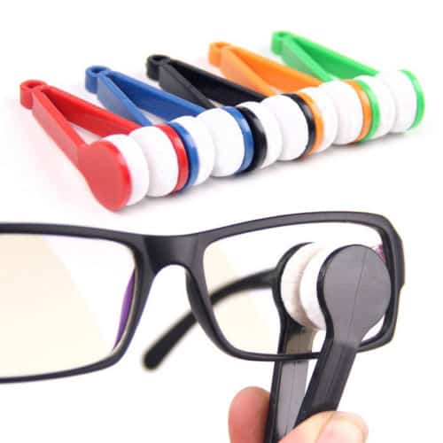 Brille einfach und schonend von beiden Seiten putzen für nur 64 Cent (gratis Versand)!