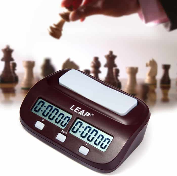 LEAP PQ9907 Digital Schachuhr mit LCD für nur 12,21 Euro (gratis Versand)!