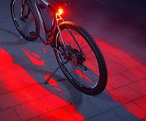 FISCHER Twin Fahrrad-Rücklicht mit 360° Bodenleuchte für 10,39€
