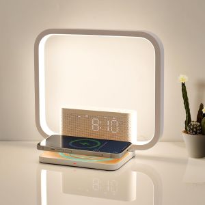 RETEYUNG  Nachttischlampe mit Wireless Charger für 17,49€